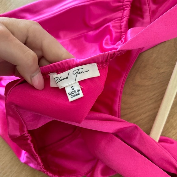 NWOT Pink Silky Cropped Tank - Picture 3 of 3